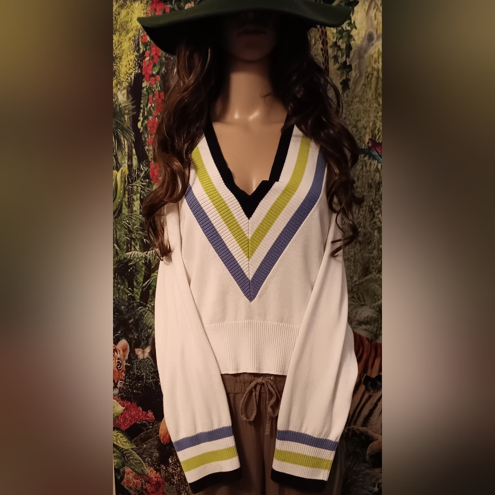 Tommy Hilfiger White V-Neck Sweater with Blue and Green Signature Stripes - Picture 2 of 8